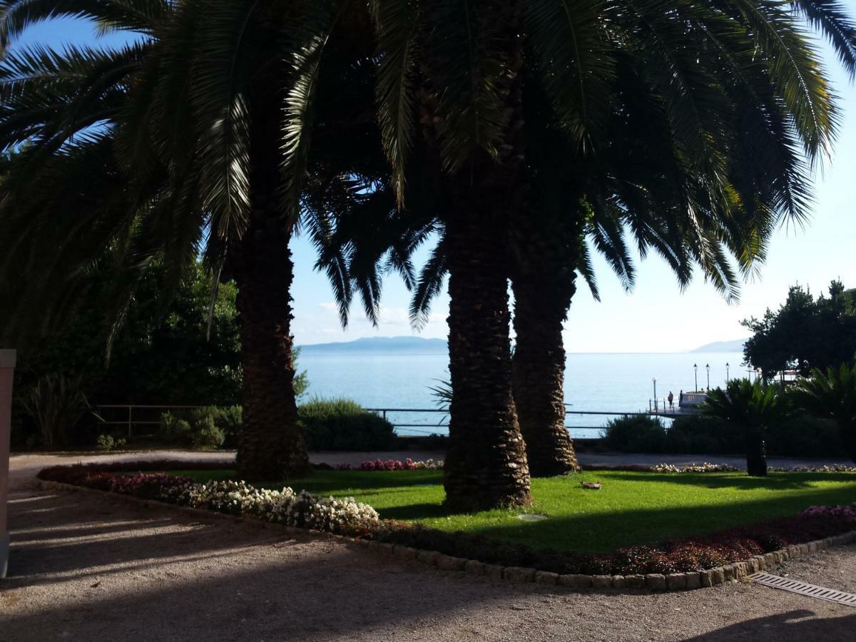 Apartment Secret Garden Opatija Eksteriør billede
