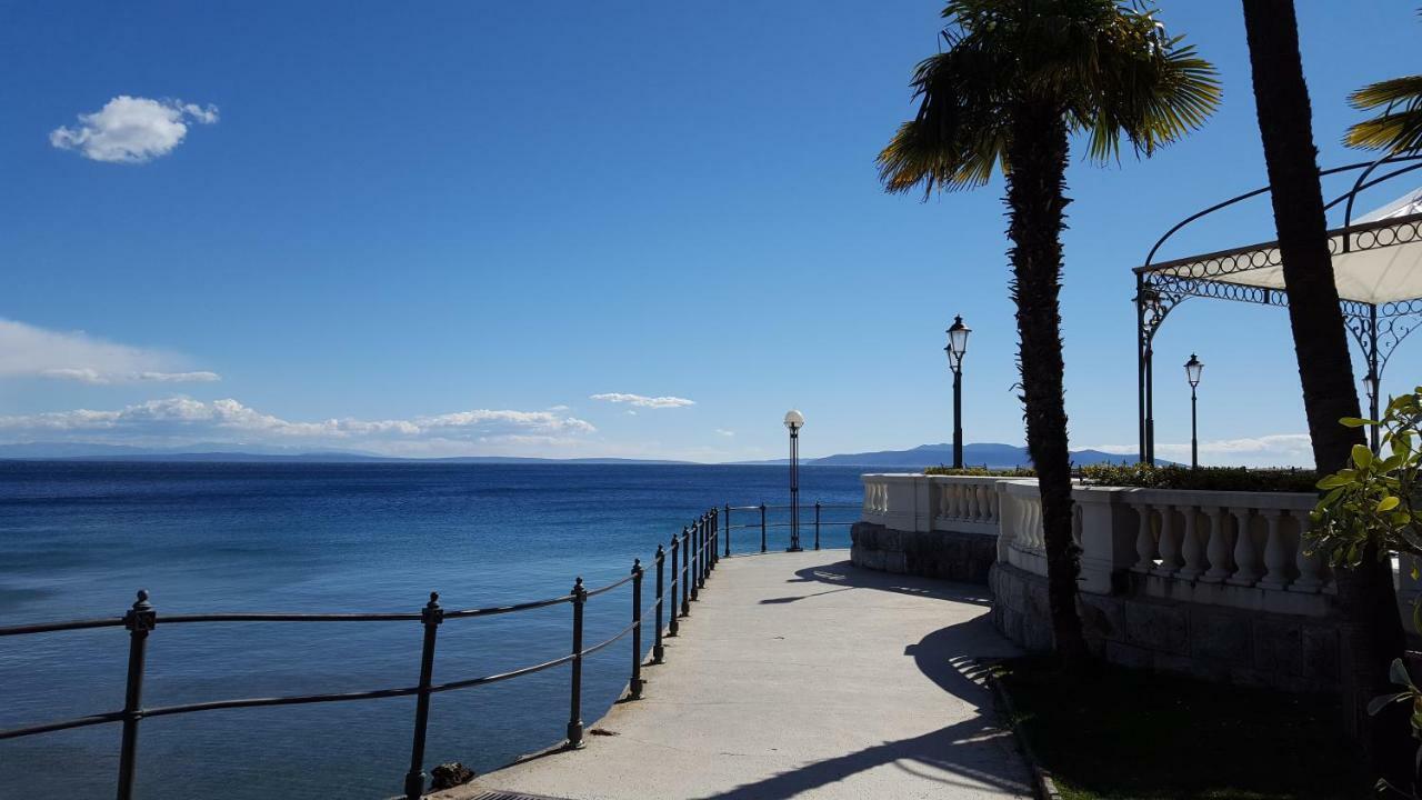 Apartment Secret Garden Opatija Eksteriør billede