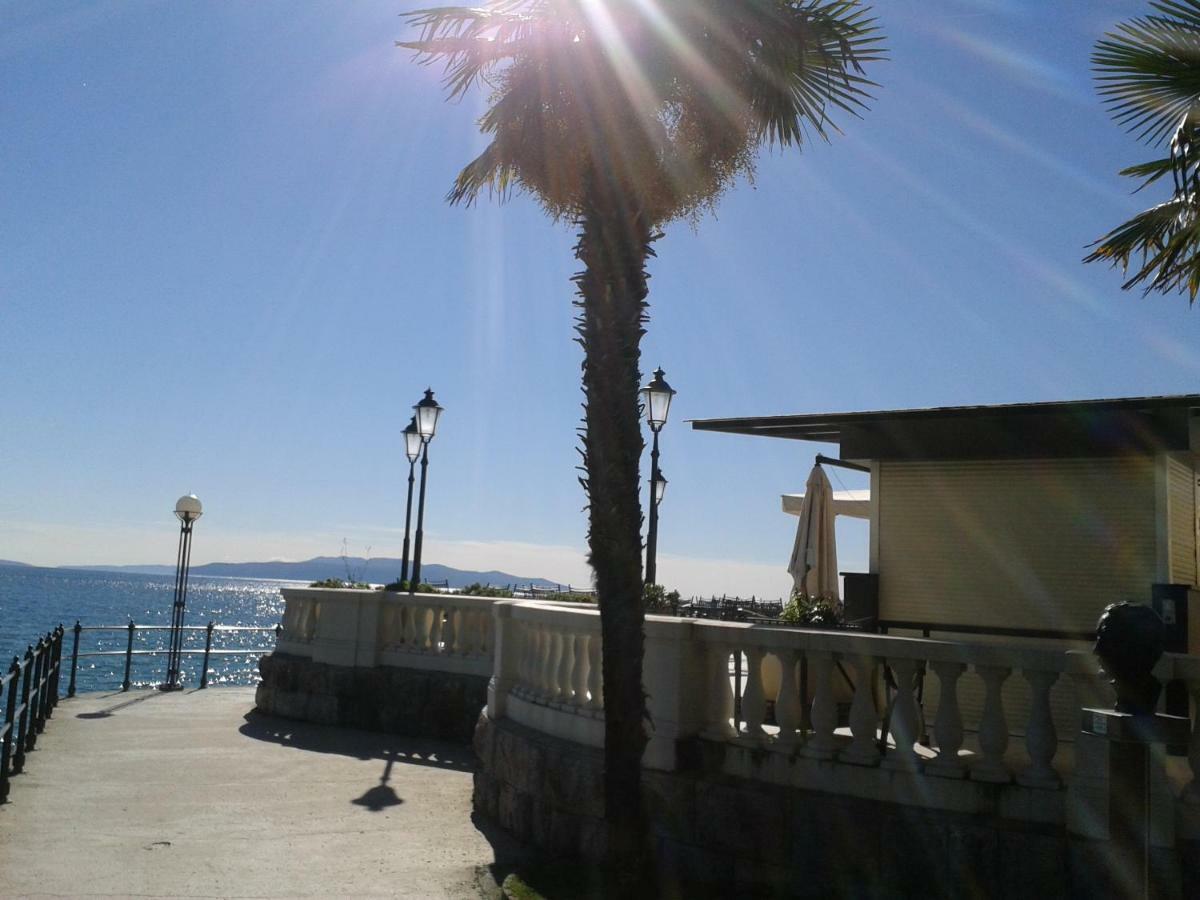 Apartment Secret Garden Opatija Eksteriør billede
